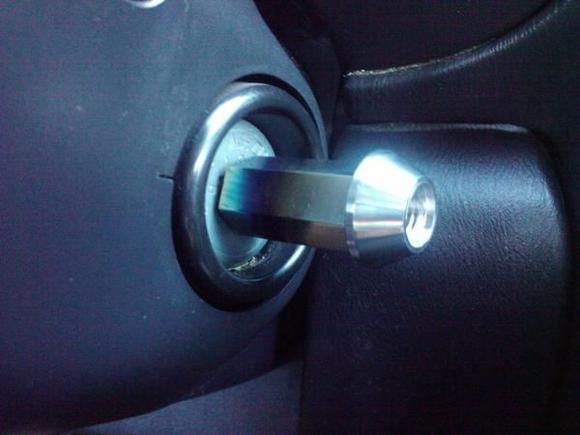 tititanium lug nut