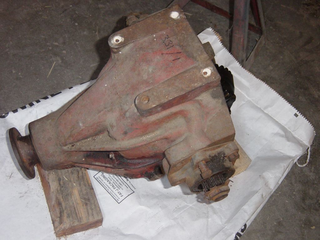 Drivetrain - E-Type series 1 differential 3.31:1 mostly complete. $300.00 - Used - 1961 to 1968 Jaguar XKE - Decatur, TX 76234, United States