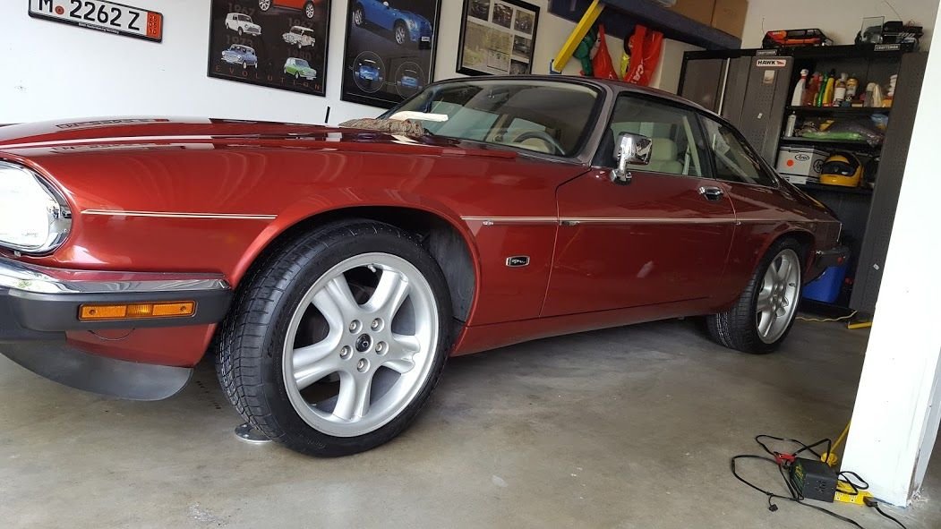 Wheels and Tires/Axles - XJR / XJ8 OEM Penta Wheels 8 x18 - Used - 1998 to 2003 Jaguar XJR - Seattle, WA 98118, United States