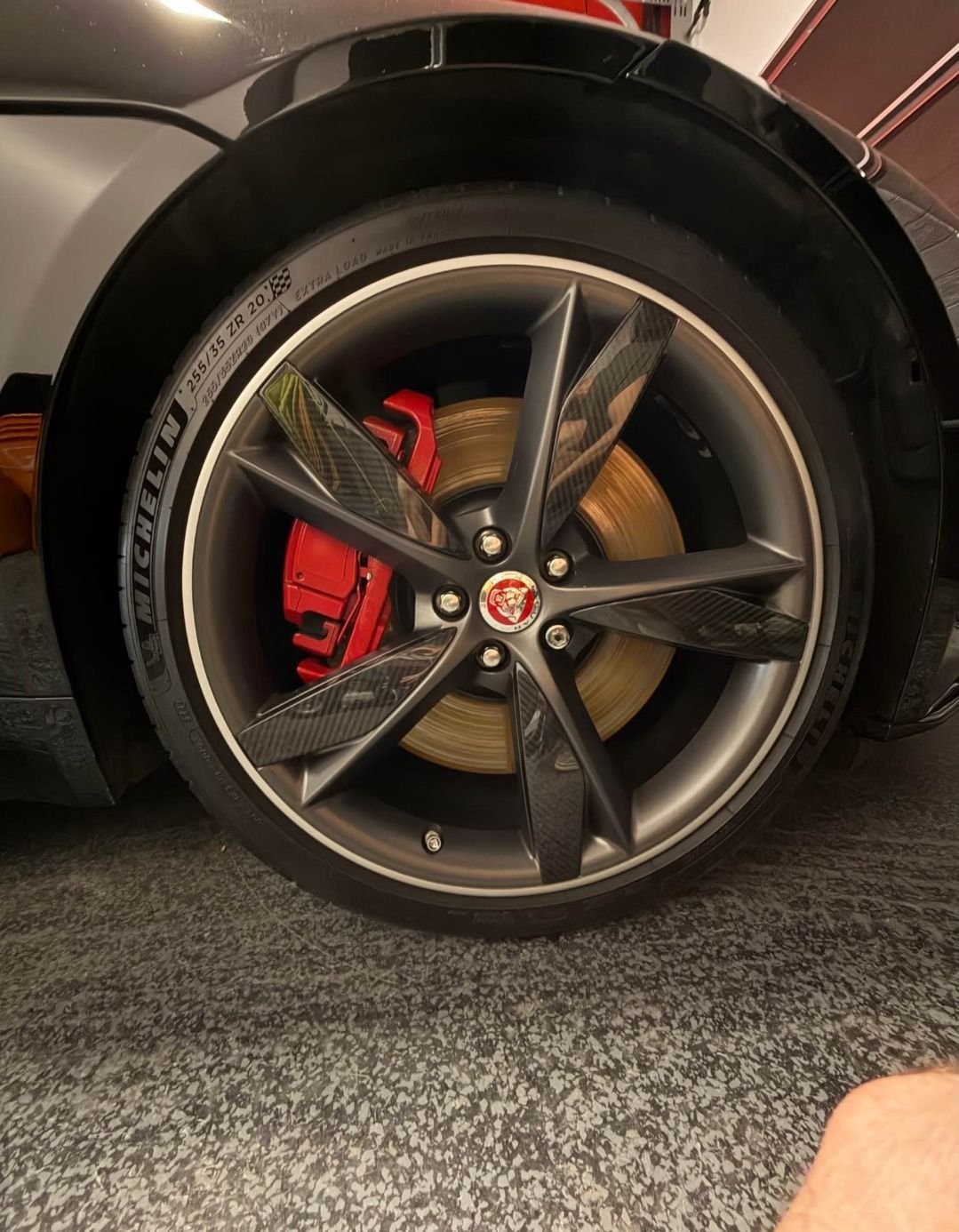 2018 Jaguar F-Type - Jaguar F-Type R 2018, V8 550 HP. - Used - VIN SAJD51EE3JCK48340 - Other - Automatic - Black - South Bank SE1, United Kingdom