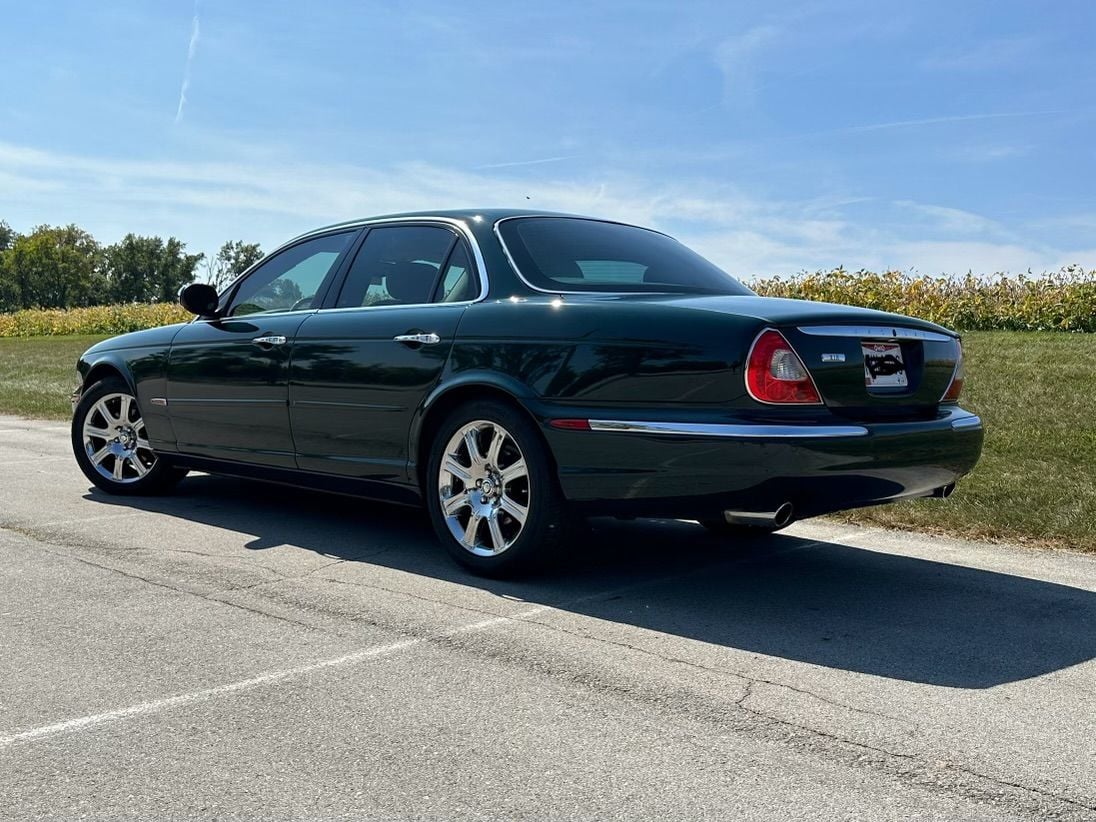 2004 Jaguar XJ8 - 2004 jag xj8 - Used - VIN SAJWA71C44SG27906 - 113,000 Miles - 8 cyl - 2WD - Automatic - Sedan - Other - Dayton, OH 45459, United States