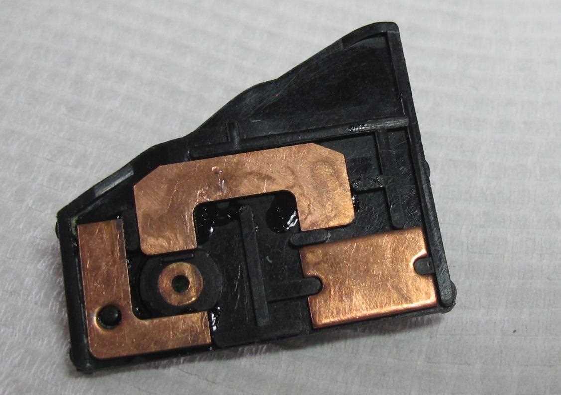 Copper contacts superglued in place