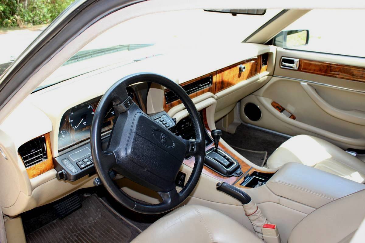 1993 Jaguar Vanden Plas - Very nice 1993 XJ6 VP, always garaged looking for a good home. - Used - VIN SAJKW1746PC669499 - 96,600 Miles - 6 cyl - 2WD - Automatic - Sedan - Black - Burlington, WA 98233, United States