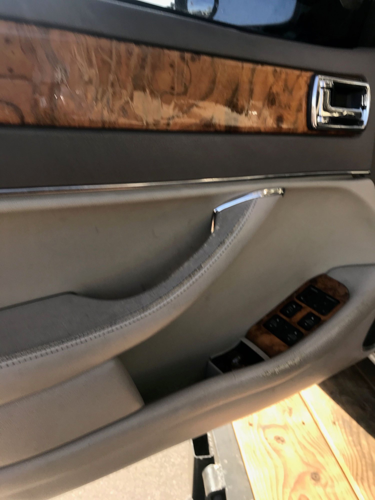 1995 Jaguar XJ6 - 1995 XJ6 140,xxx miles bad motor - Albuquerque, NM 87107, United States