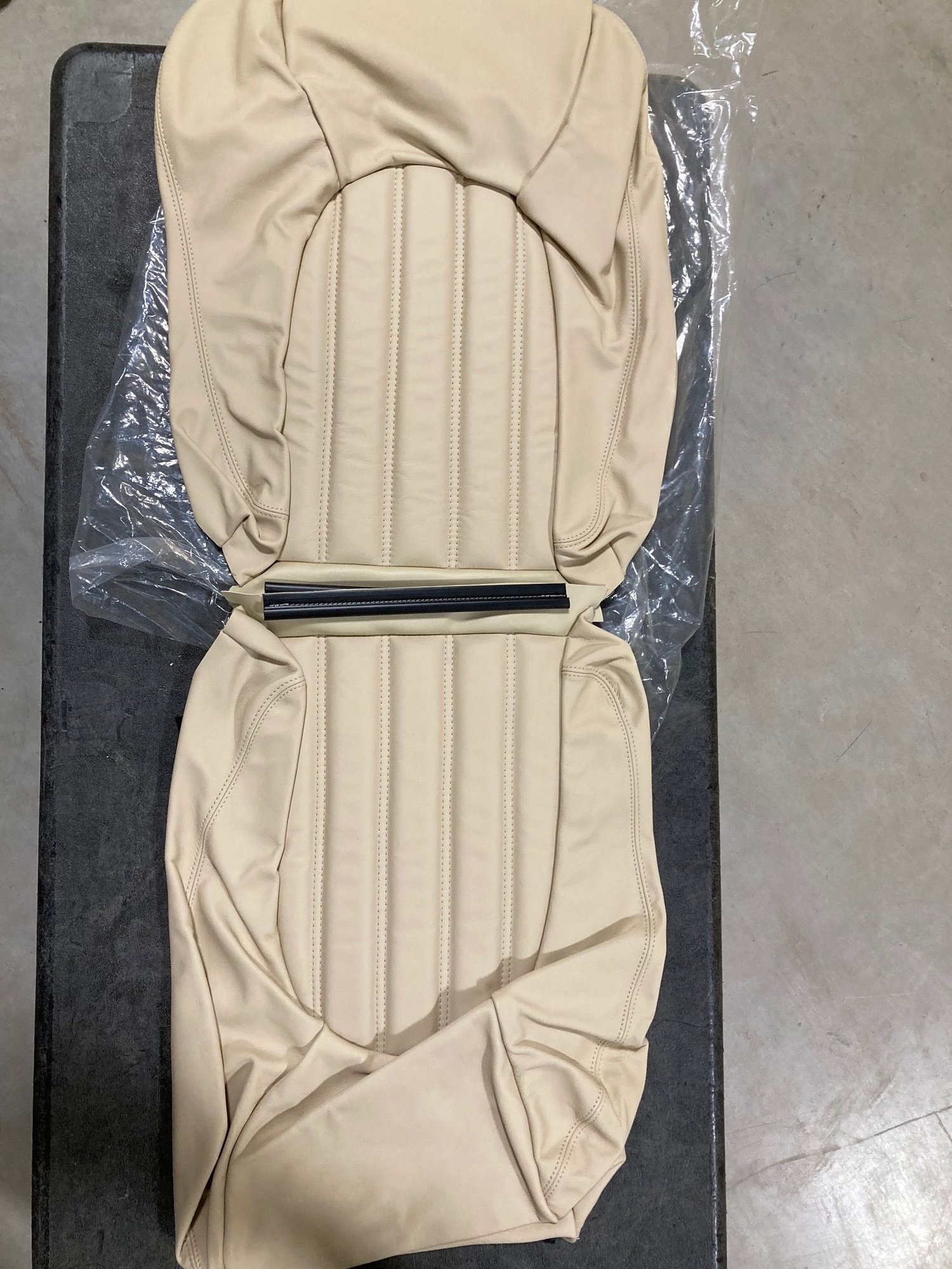 Interior/Upholstery - New 1997-2000 XK8/XKR Oatmeal Front Seat Covers - Genuine Jaguar Leather - New - 1997 to 2000 Jaguar XK8 - Houston, TX 77598, United States