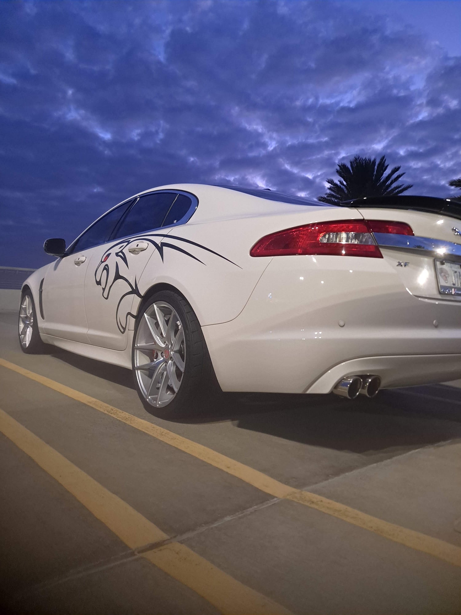 2010 Jaguar XFR - 2010 jaguar xfr - Used - VIN SAJXAOJC6AMR50962 - 89,995 Miles - 8 cyl - 2WD - Automatic - Sedan - White - Fort Lauderdale, FL 33304, United States