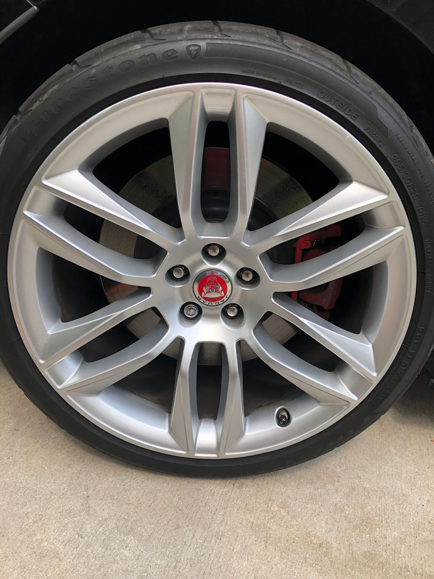 Wheels and Tires/Axles - OEM Silver F Type R Gyrodynes (20x9 et55, 20x10.5 et38) + TPMS - Used - 2014 to 2020 Jaguar F-Type - San Antonio, TX 78154, United States