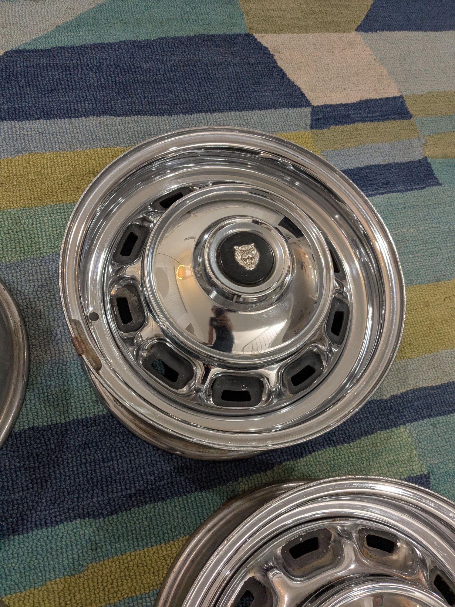 Wheels and Tires/Axles - 1968-1987 Jaguar XJ6 XJ12 XJS Chrome Wheels 15 x 6 CAC391 OEM - Used - All Years  All Models - Venice, CA 90291, United States