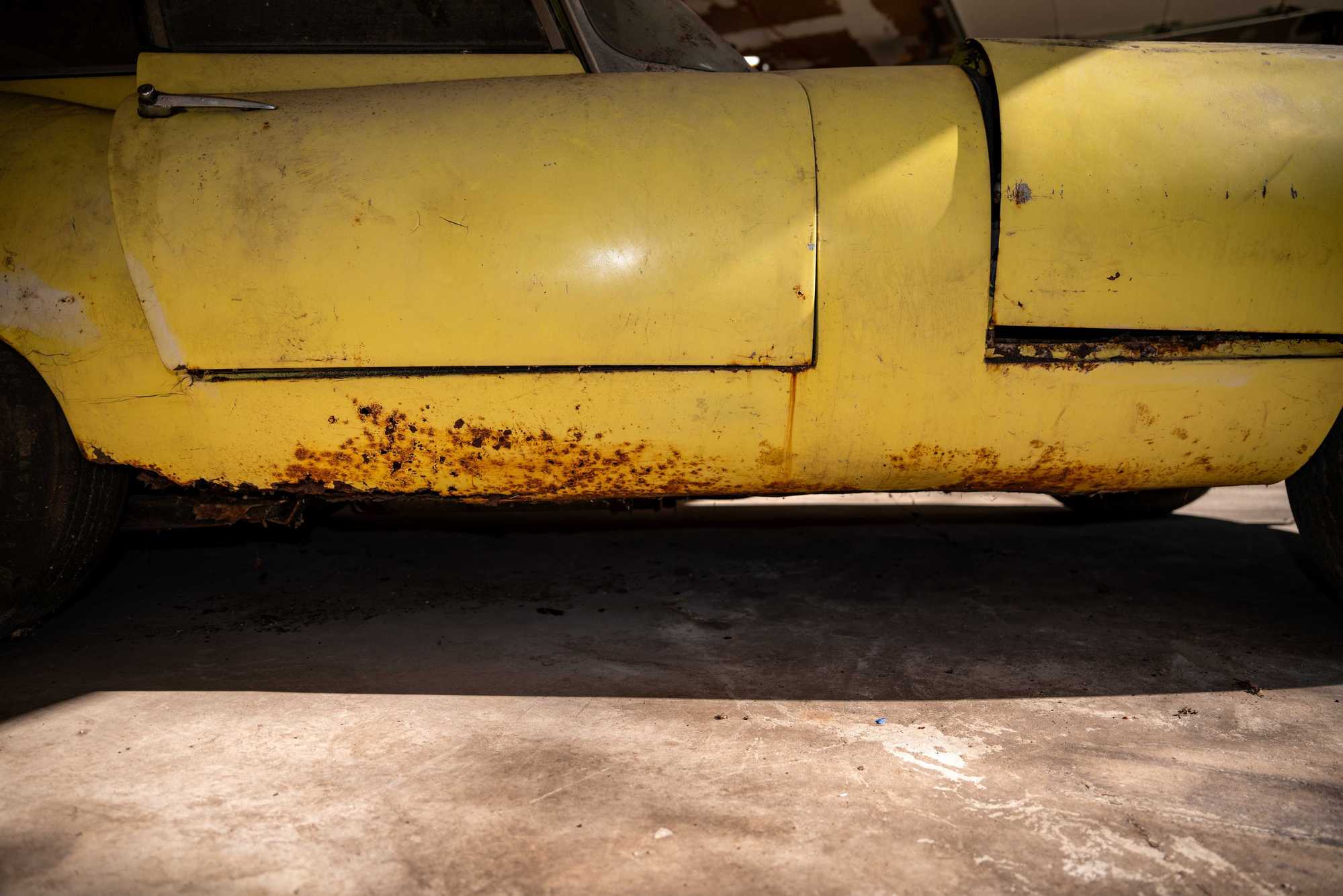 1964 Jaguar XKE - 1964 Jaguar XKE For Sale in Michigan - Used - VIN 00000000000889110 - 66,618 Miles - 6 cyl - 2WD - Manual - Coupe - Yellow - Romeo, MI 48065, United States