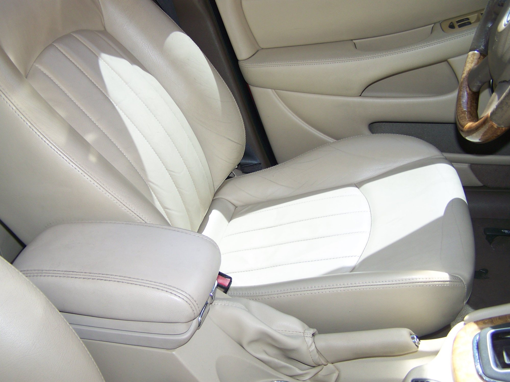 2006 Jaguar X-Type - Beautiful Low Mileage 2006 Jaguar X-Type Estate Wagon SAFlorida Car Complete Part-Out - Akron, OH 44320, United States