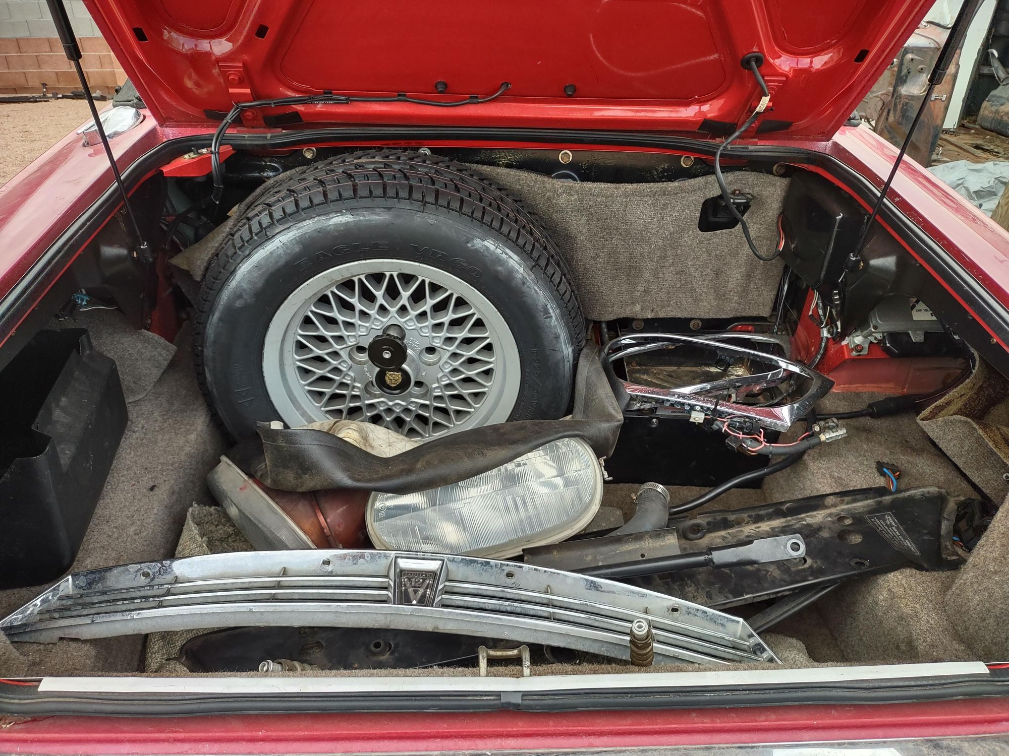 1989 Jaguar XJS - 1989 Jaguar XJS - Good Restoration Project - Used - VIN SAJNV4846KC156102 - 113,400 Miles - 12 cyl - 2WD - Automatic - Convertible - Red - Mesa, AZ 85215, United States