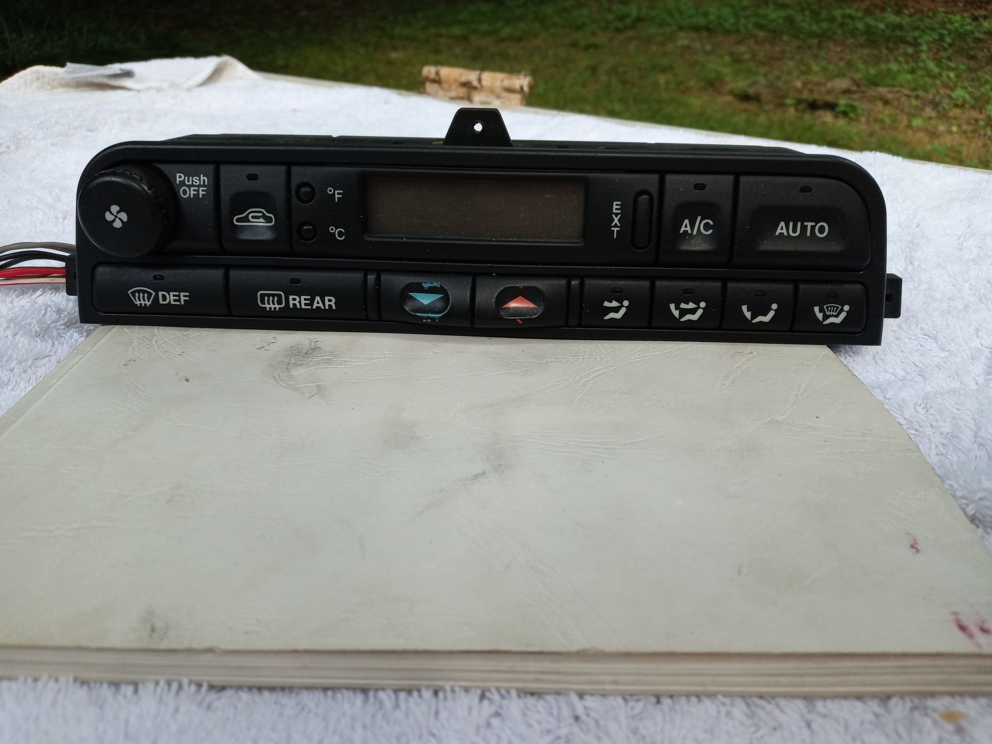 1997 Jaguar XK8 - XK8 HVAC controls - Accessories - $25 - Atlanta, GA 30339, United States