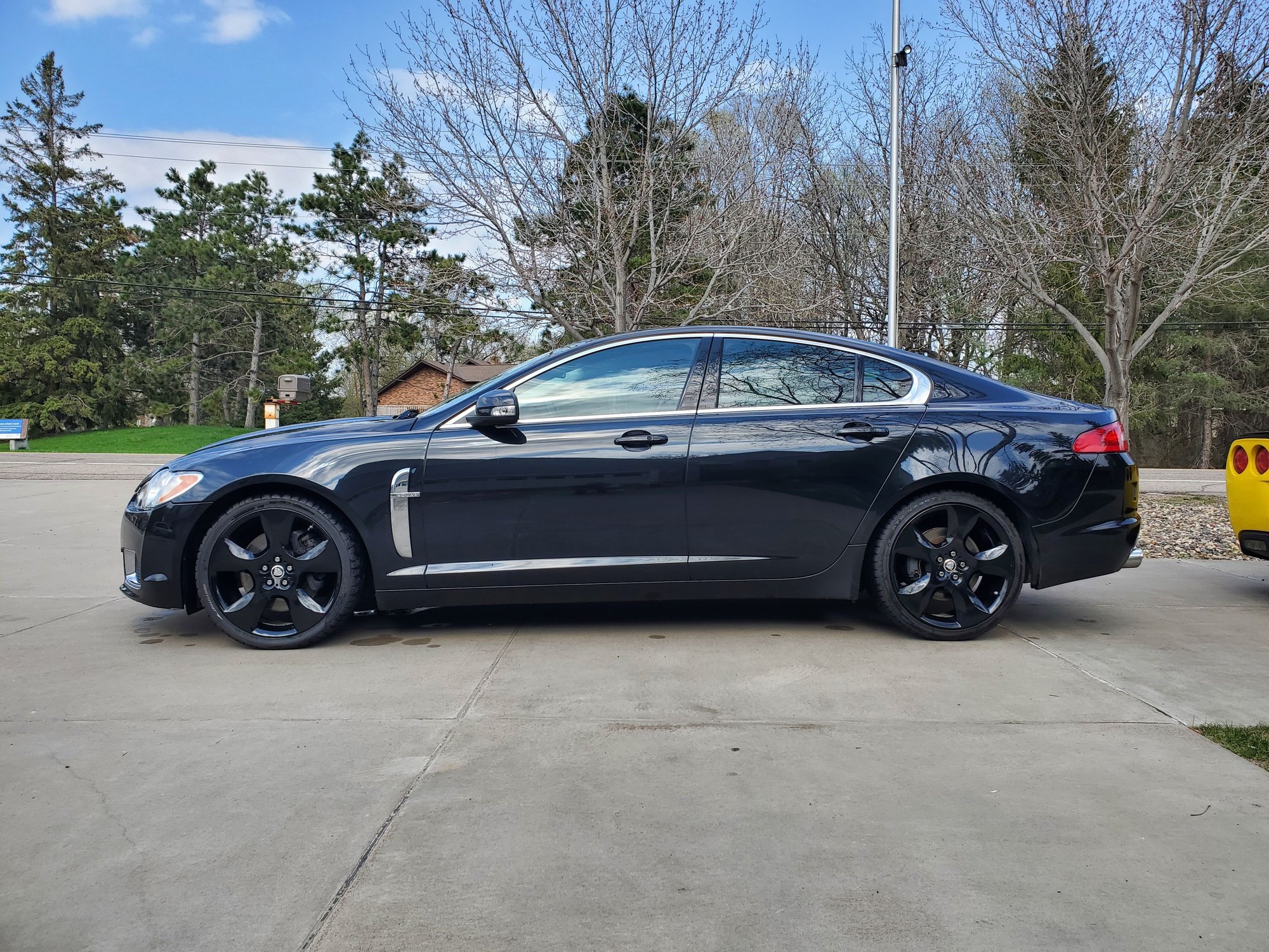 2009 Jaguar XF - 2009 Jaguar XF Supercharged - Used - VIN SAJWA07C391R10483 - 95,000 Miles - 8 cyl - 2WD - Automatic - Sedan - Black - Champlin, MN 55316, United States