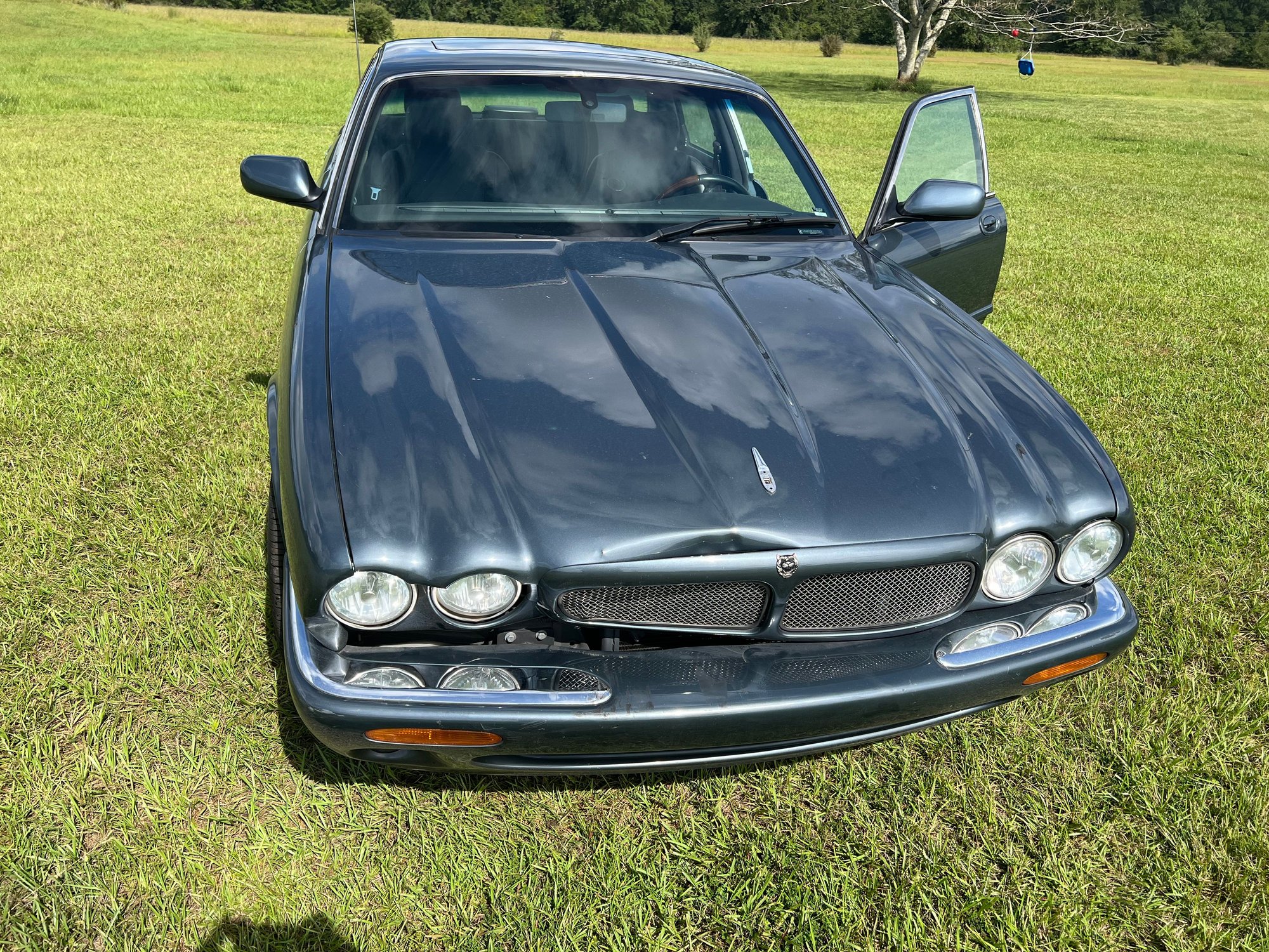 2001 Jaguar XJR - Parting Out 2001 XJR - Pensacola, FL 32571, United States