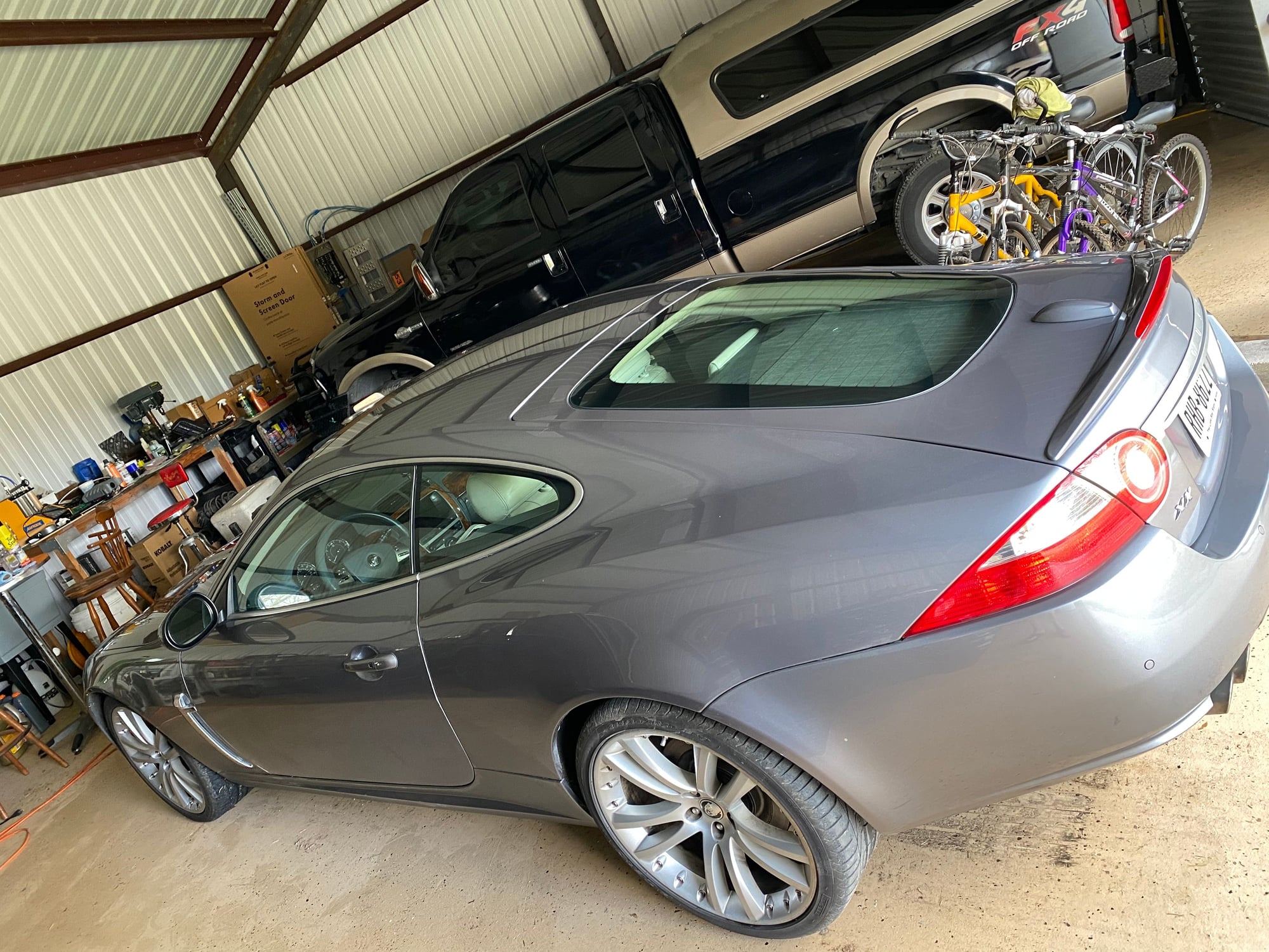 2007 Jaguar XKR - 2007 Jaguar XKR - Used - VIN SAJWA43C079B11758 - 53,000 Miles - 8 cyl - 2WD - Automatic - Coupe - Gray - Dripping Springs, TX 78620, United States