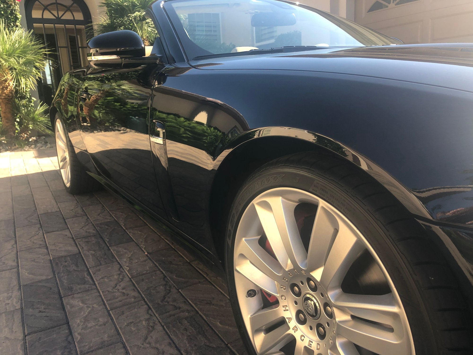 2011 Jaguar XKR - 2011 Jaguar XKR Convertible - Used - VIN SAJWA4ECXBMB42485 - 20,500 Miles - 8 cyl - 2WD - Automatic - Convertible - Black - La Quinta, CA 92253, United States