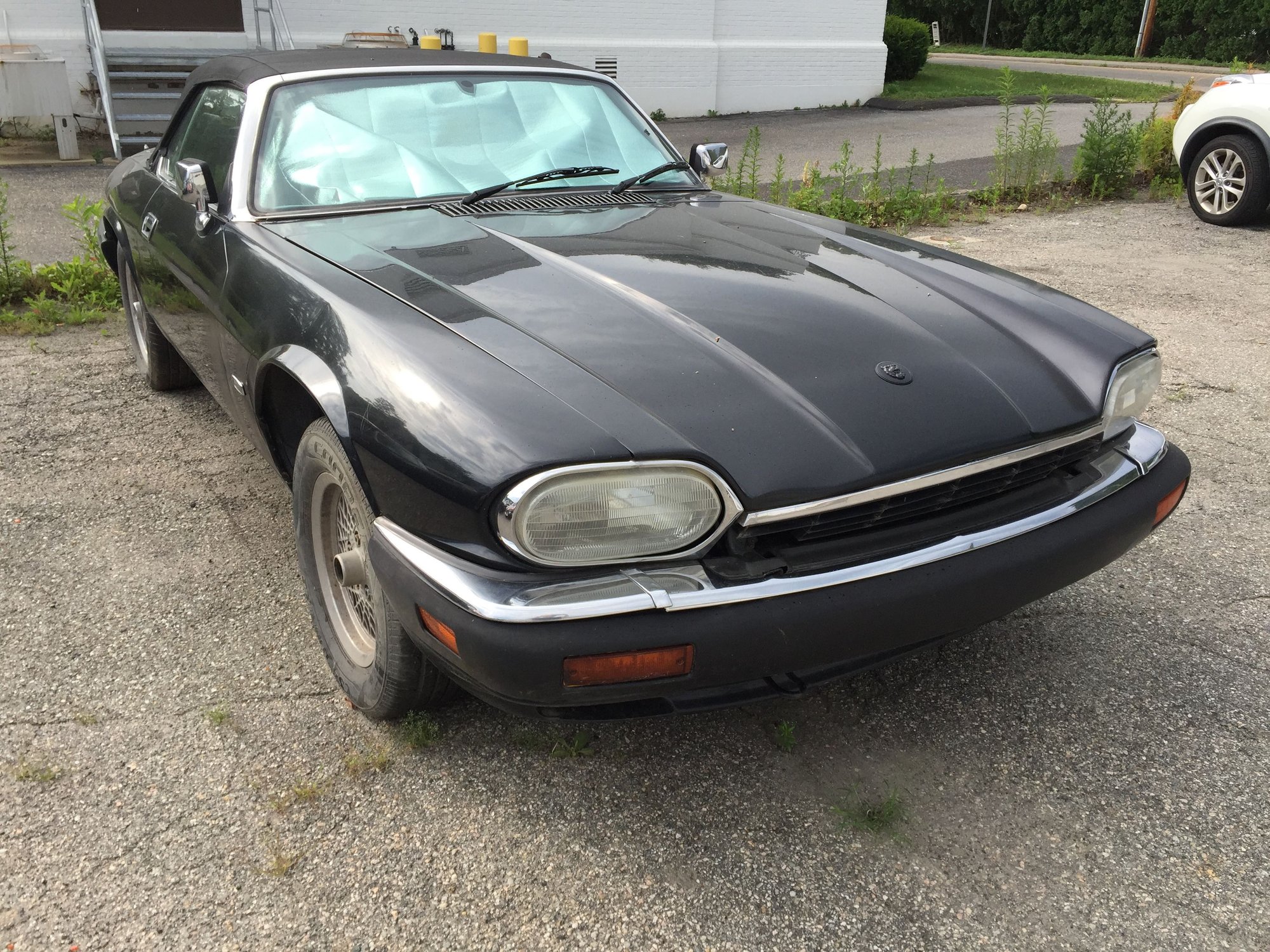 1994 Jaguar XJS - $950 All or parts '94 XJS Convertible 4.0 - Kent, CT 06757, United States