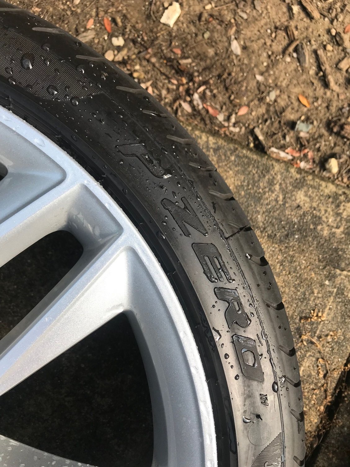 Wheels and Tires/Axles - F-Type R 20" Gyrodyne Wheels and Pirelli Tires, Like New - Used - All Years Jaguar F-Type - Columbus, OH 43206, United States
