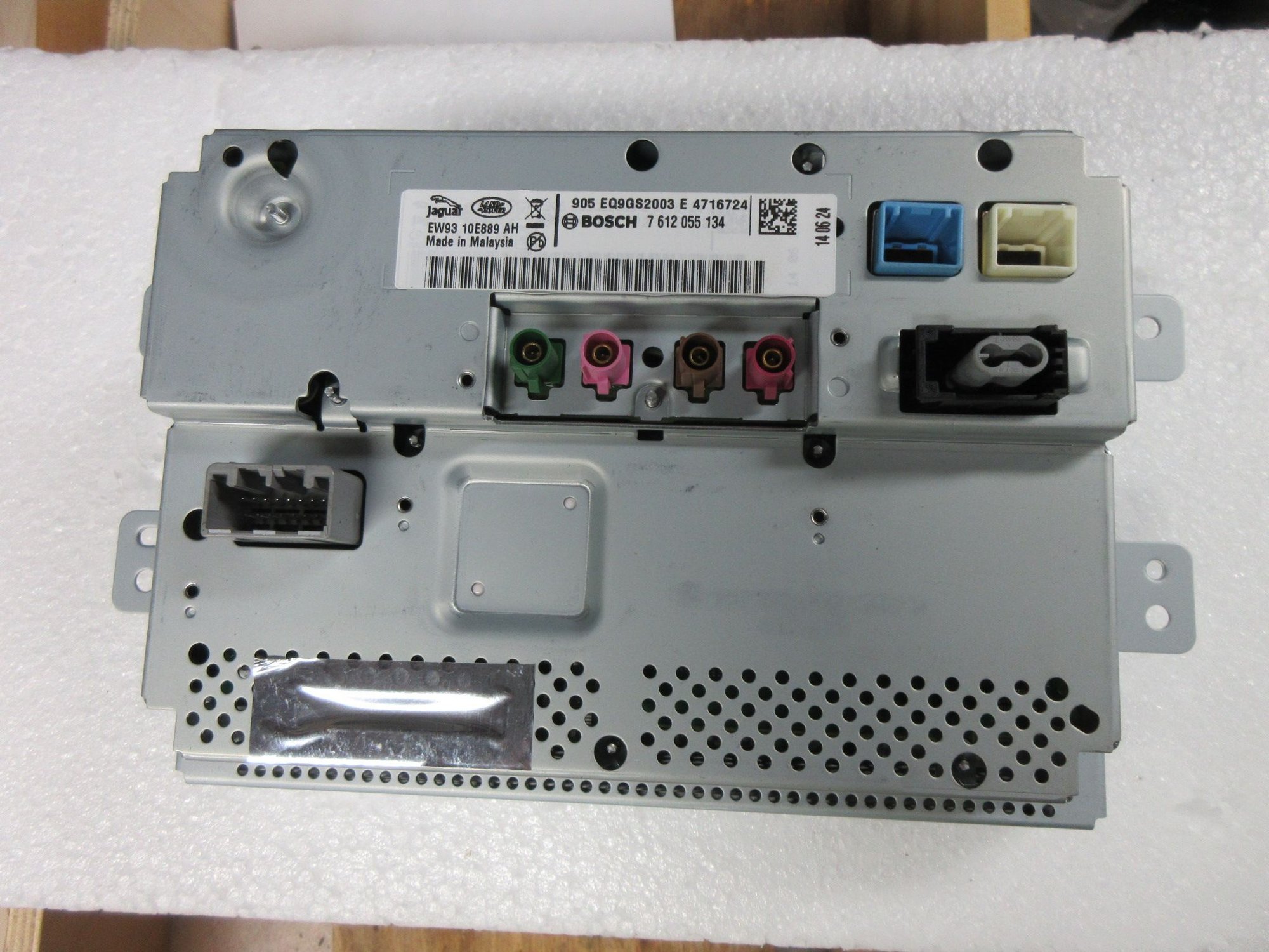 Audio Video/Electronics - 2011 XJ Nav screen new. - New - Niagara On The Lake, ON L0S1J0, Canada