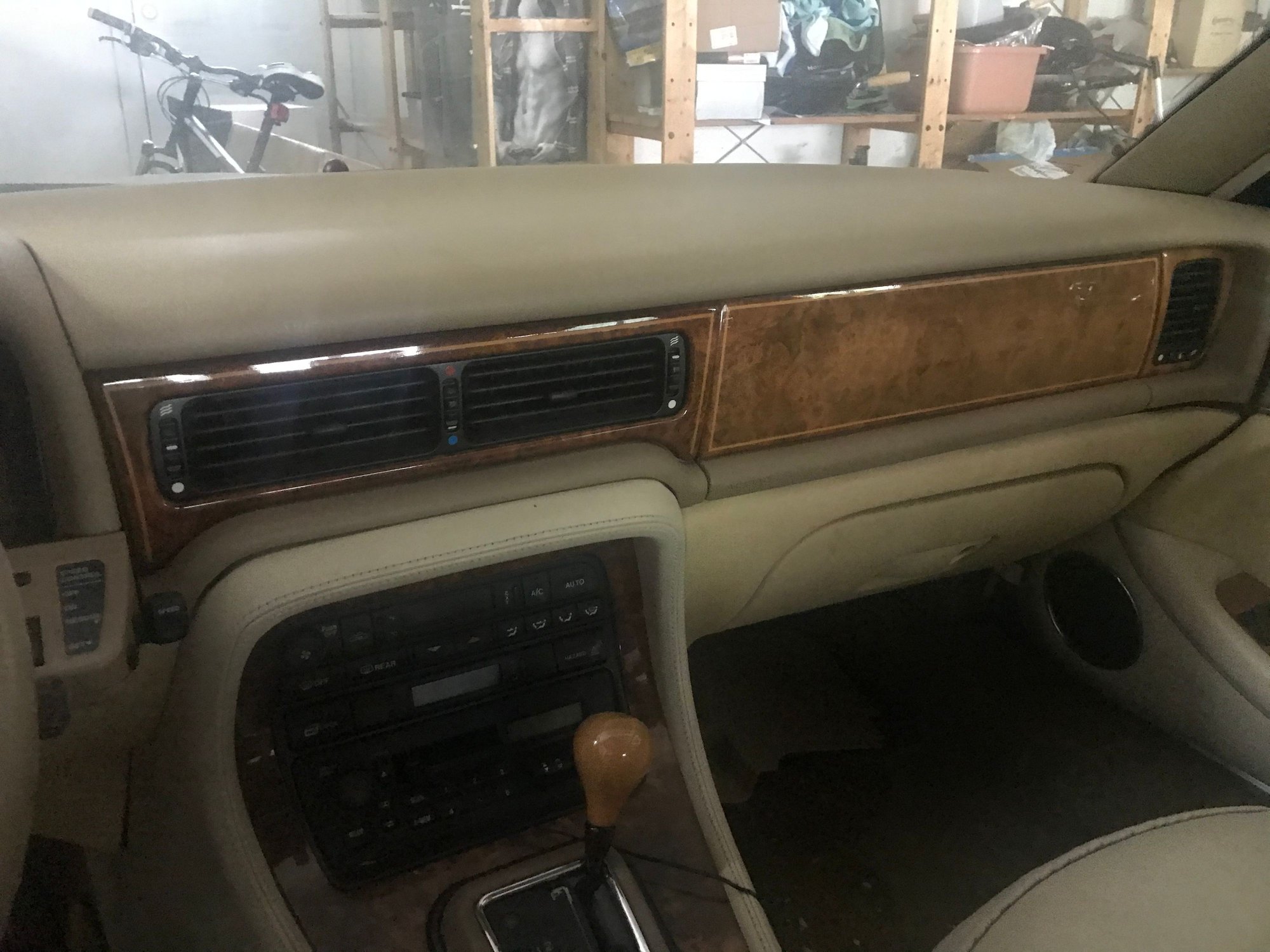 1997 Jaguar Vanden Plas - 1997 Jaguar Vanden Plas 117K for parts or repair, clean title, need towing - Used - VIN SAJKX6248VC803654 - 117,000 Miles - 6 cyl - Automatic - Sedan - Blue - Newark, DE 19711, United States
