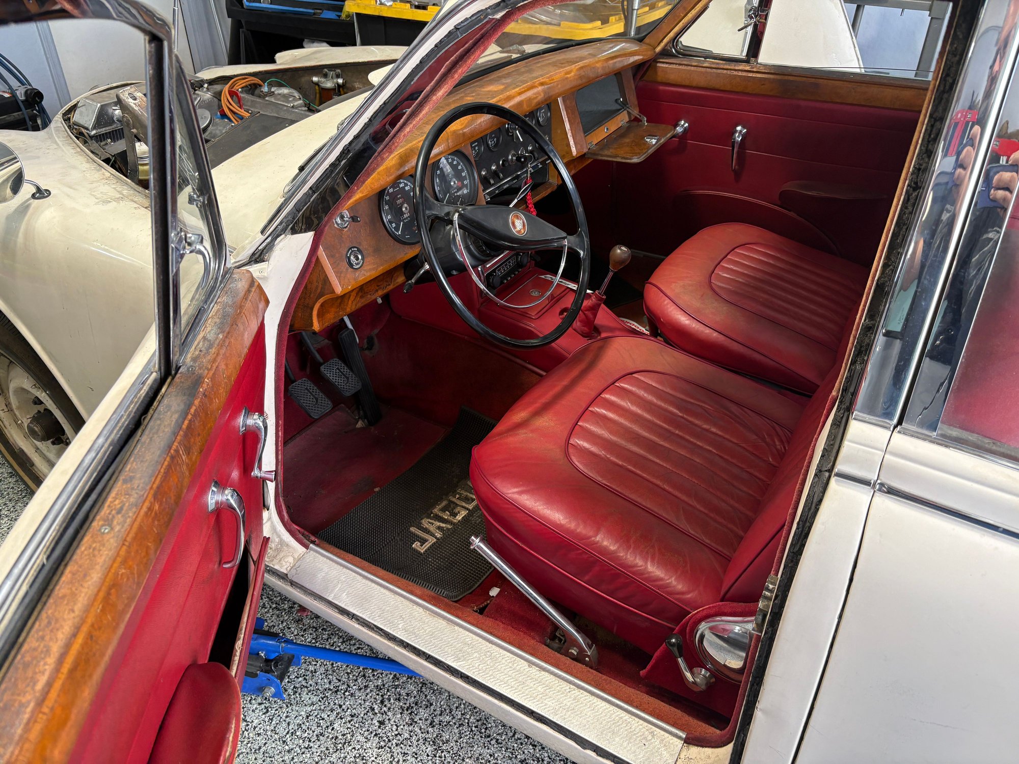 1962 Jaguar 3.8 - 1962 Mk II 3.8 - Used - VIN 221485BW - 66,963 Miles - 6 cyl - 2WD - Manual - Sedan - White - Buckeye, AZ 85396, United States