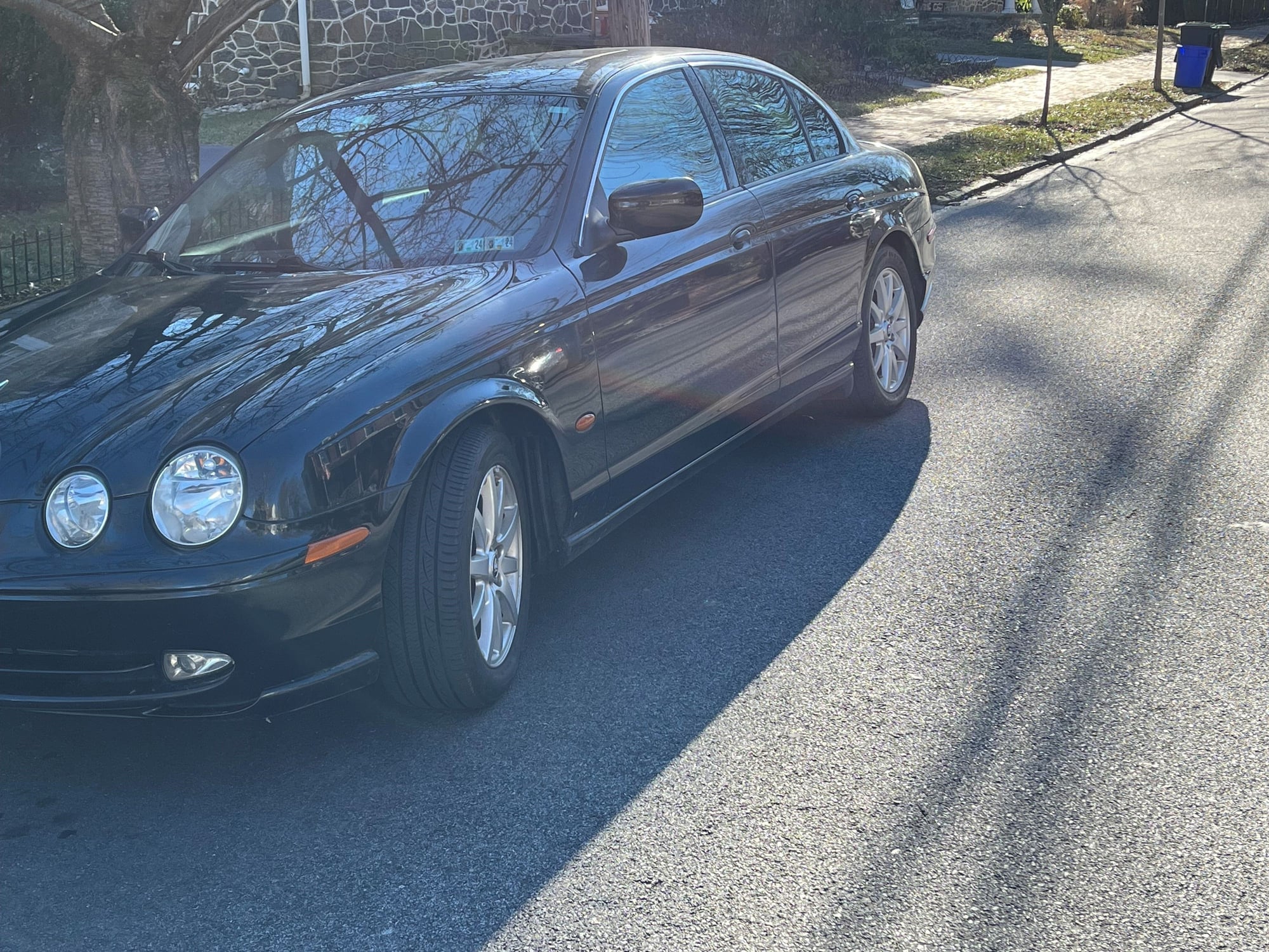 2002 Jaguar S-Type - 2002 Jaguar S-Type in Very Good Condition - $ 4,000 - Used - VIN SAJDA03P02GM36141 - 96,654 Miles - 8 cyl - 2WD - Sedan - Black - West Chester, PA 19380, United States