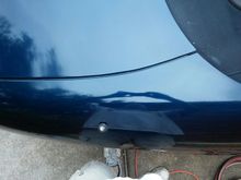 Here is the fender right about the area from elbow to elbow looked just like the trunk.