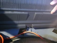 Why does Jag use the upper lip that prevents the floor from laying flat and making a big empty space between the spare and the floor?
