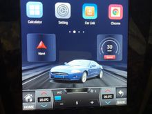 Main screen showing the basic air con / climate controls