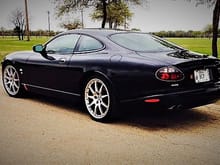          2006 Jaguar XKR  -  Onyx/Ivory
           20" BBS "Montreal" Wheels