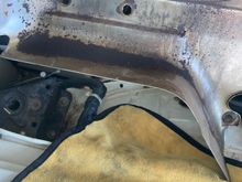 behind my exhaust manifold heatshield