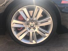 All wheels are perfect.  No curb rushing.