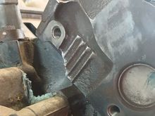  So how do you identify them? well on the front and rear of the cylinder head there are 4 bars going from top to bottom of the head