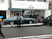 Unloading at Watanabe Motors, Nagoya.