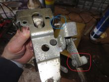 Close up of the CC pivot arm