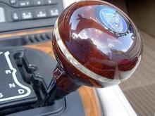 BlujayGearShiftKnob

Custom knob by British Autowood