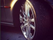 20 inch Senta's 8.5 wide all the way around. This is the test fit shoot with a 225/30R20.  I'm actually running a 245/30R20 97W Lexani.