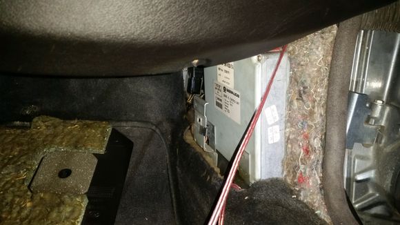 A bit fiddly to get the wire through on this side.. not much space.