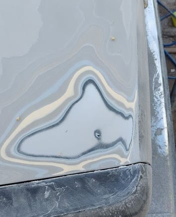 I get the feeling this bootlid has been painted before, it is like a tree, a ring for every year it has existed.