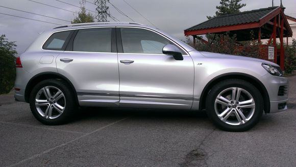 My Touareg 2 years and 20.000km in all kind of weather after GTechniq was Applied.