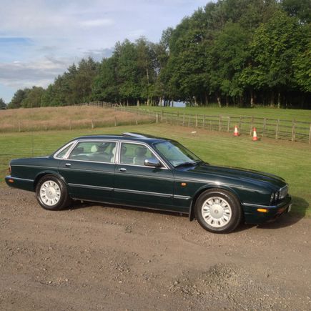 Daimler super v8