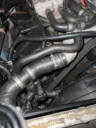 You can see where the clamp is stuck before the housing where it is supposed to sit 