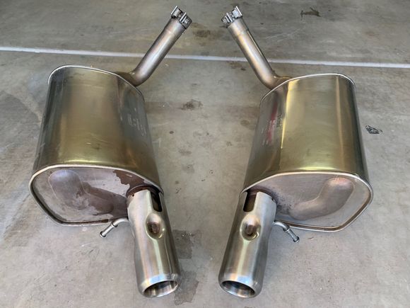 Exhaust off of 2007 Jaguar S-Type R