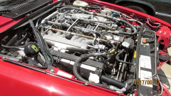 Engine has no damage except wiring near right rear firewall.