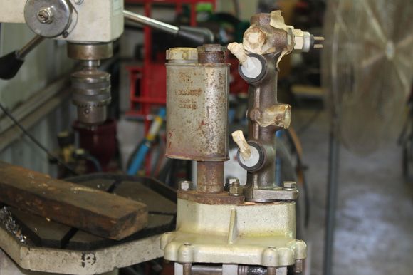brake cylinder off VW superbug.