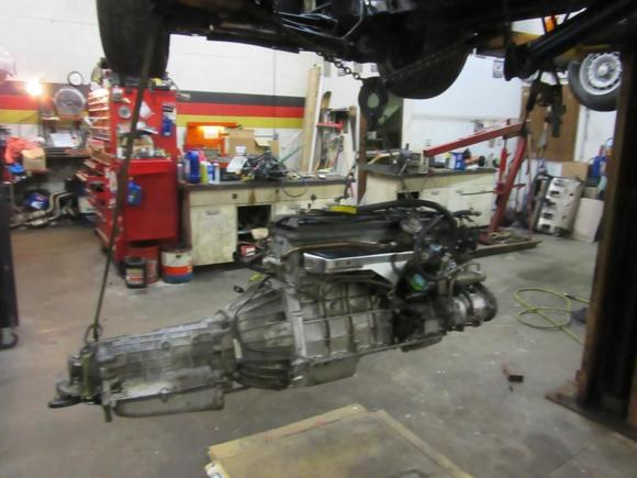 the 1990 engine and transmission ready to go in  the hole