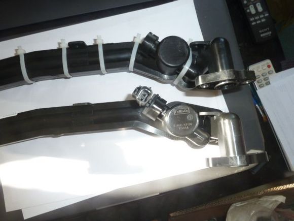 Close-up, the tie wraps are additional by me, and also fitted to the 3.0ltr SC AJ126S when I installed that one