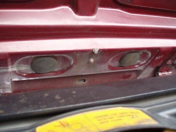 Don't over-tighten.....you'll dent the bonnet!!!