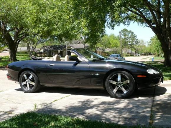 1999 XK8