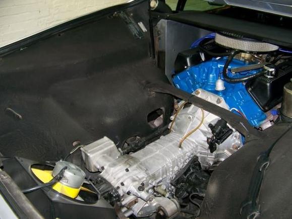 1972 Detomaso Pantera L ; clean and detailed but left original. new valve covers and air cleaner